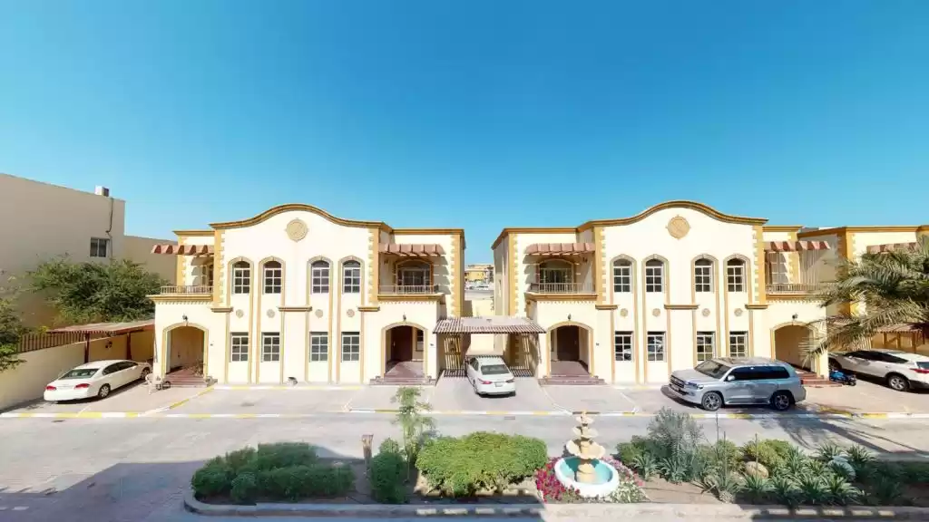 مسکونی املاک آماده 4 اتاق خواب F/F ویلا در مجتمع  برای اجاره که در السد , دوحه #9405 - 1  image 
